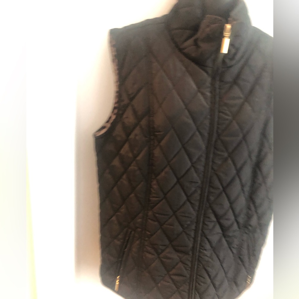 2/$40 Tradition XL black vest - Picture 5 of 9